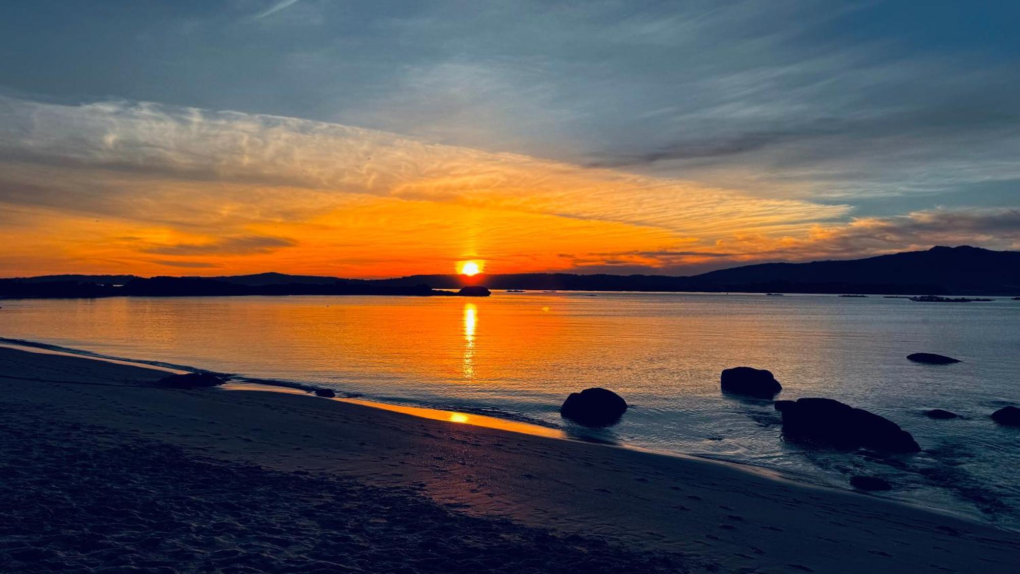Apartamento Paseo Maritimo-A Illa De Arousa Luaran gambar
